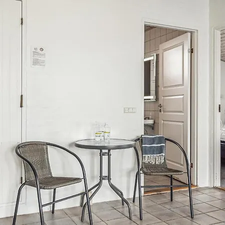 Vakantiehuis Nice In With Wifi, Private Swimming Pool And Outdoor Swimming Pool