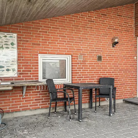 Vakantiehuis Nice In With Wifi, Private Swimming Pool And Outdoor Swimming Pool